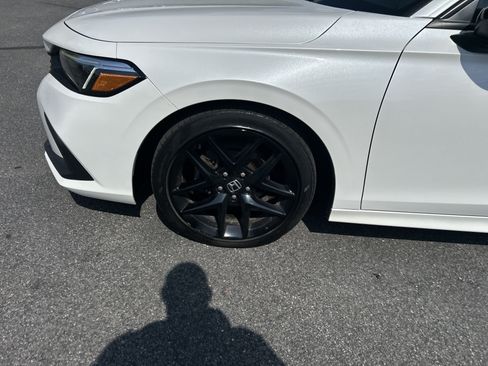 Used 2022 Honda Civic Sport image 3