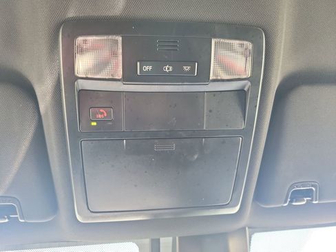 Used 2022 Toyota Tacoma TRD Sport w/ Technology Package image 29