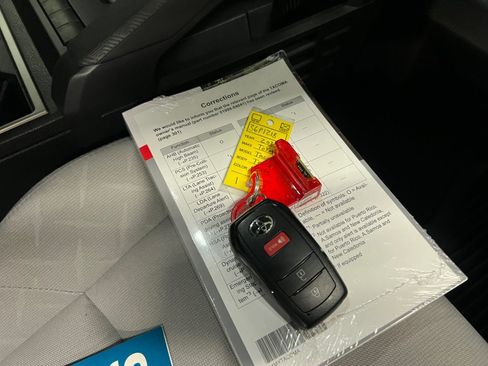 Used 2024 Toyota Tacoma SR5 image 38