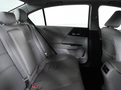 Used 2017 Honda Accord EX-L image 24