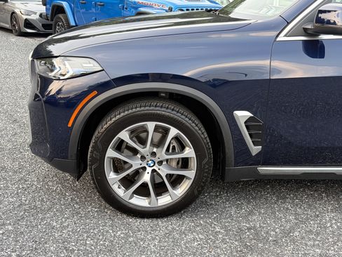 Used 2026 BMW X5 xDrive40i AWD/4WD image 4