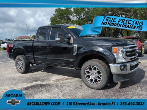 Used 2021 Ford F250 Lariat w/ Lariat Value Package AWD/4WD image 2