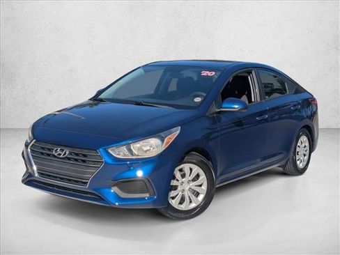 Used 2020 Hyundai Accent SE image 1
