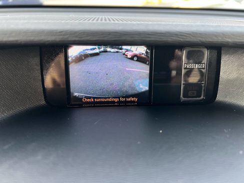 Used 2012 Toyota Sienna LE FWD image 14