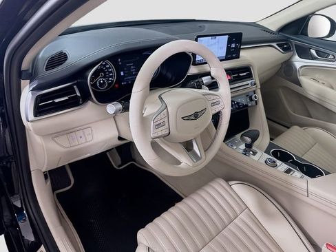 Certified 2026 Genesis G70 2.5T Prestige RWD image 9