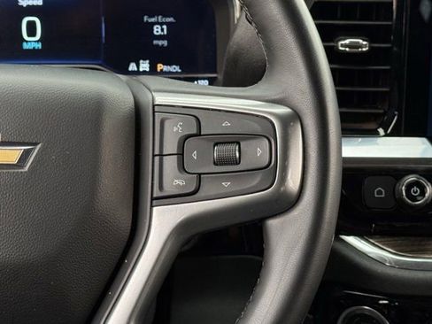 Used 2025 Chevrolet Silverado 1500 LT image 16