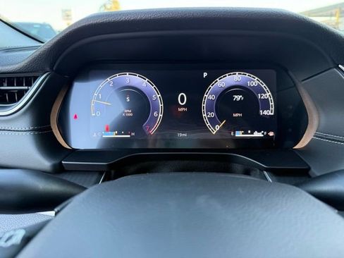 New 2025 Jeep Grand Cherokee L Laredo image 16