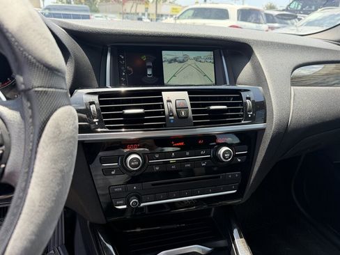 Used 2018 BMW X4 xDrive28i AWD/4WD image 19