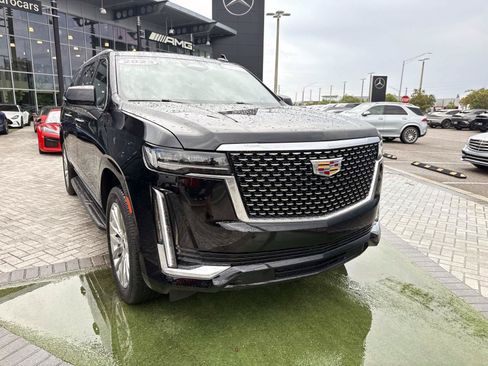 Used 2023 Cadillac Escalade ESV Premium Luxury AWD/4WD image 8