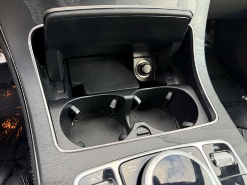 Used 2019 Mercedes-Benz GLC 300 image 21