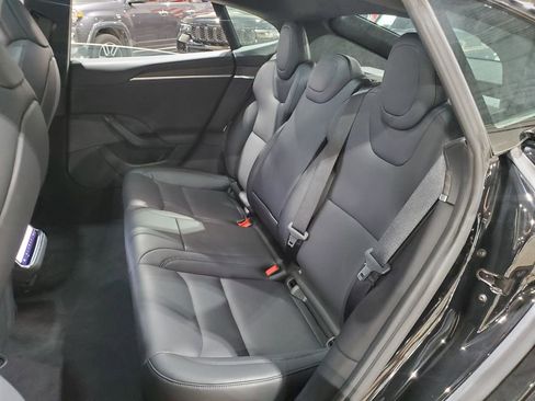 Used 2024 Tesla Model S image 25