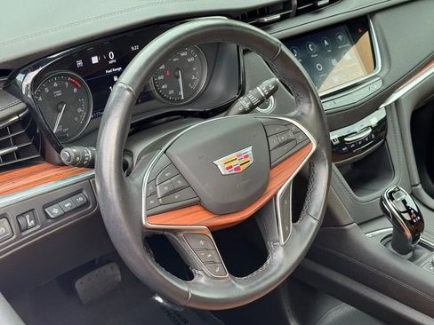Certified 2024 Cadillac XT5 Premium Luxury w/ Technology Package AWD/4WD image 22