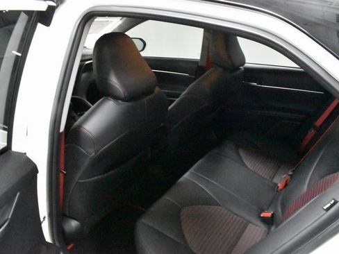 Used 2024 Toyota Camry image 16