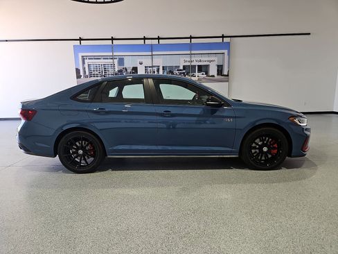 New 2026 Volkswagen Jetta GLI Autobahn FWD image 10