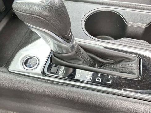 Used 2025 Nissan Altima 2.5 SV image 17