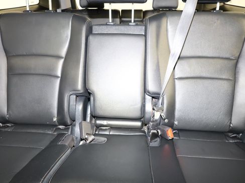 Used 2022 Honda Pilot Special Edition image 13