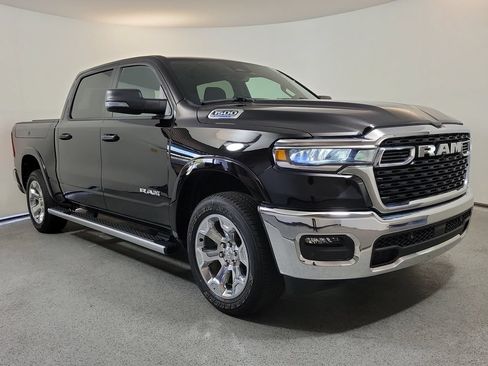 Used 2025 RAM 1500 Big Horn AWD/4WD image 1