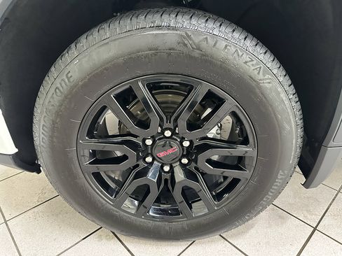 Certified 2024 GMC Sierra 1500 Elevation image 20