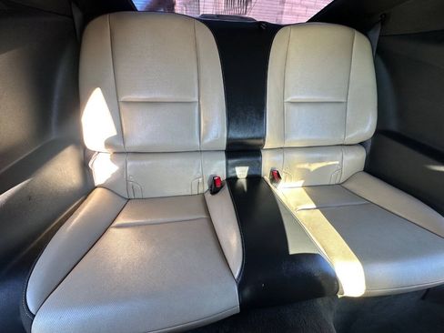 Used 2011 Chevrolet Camaro LT RWD image 12
