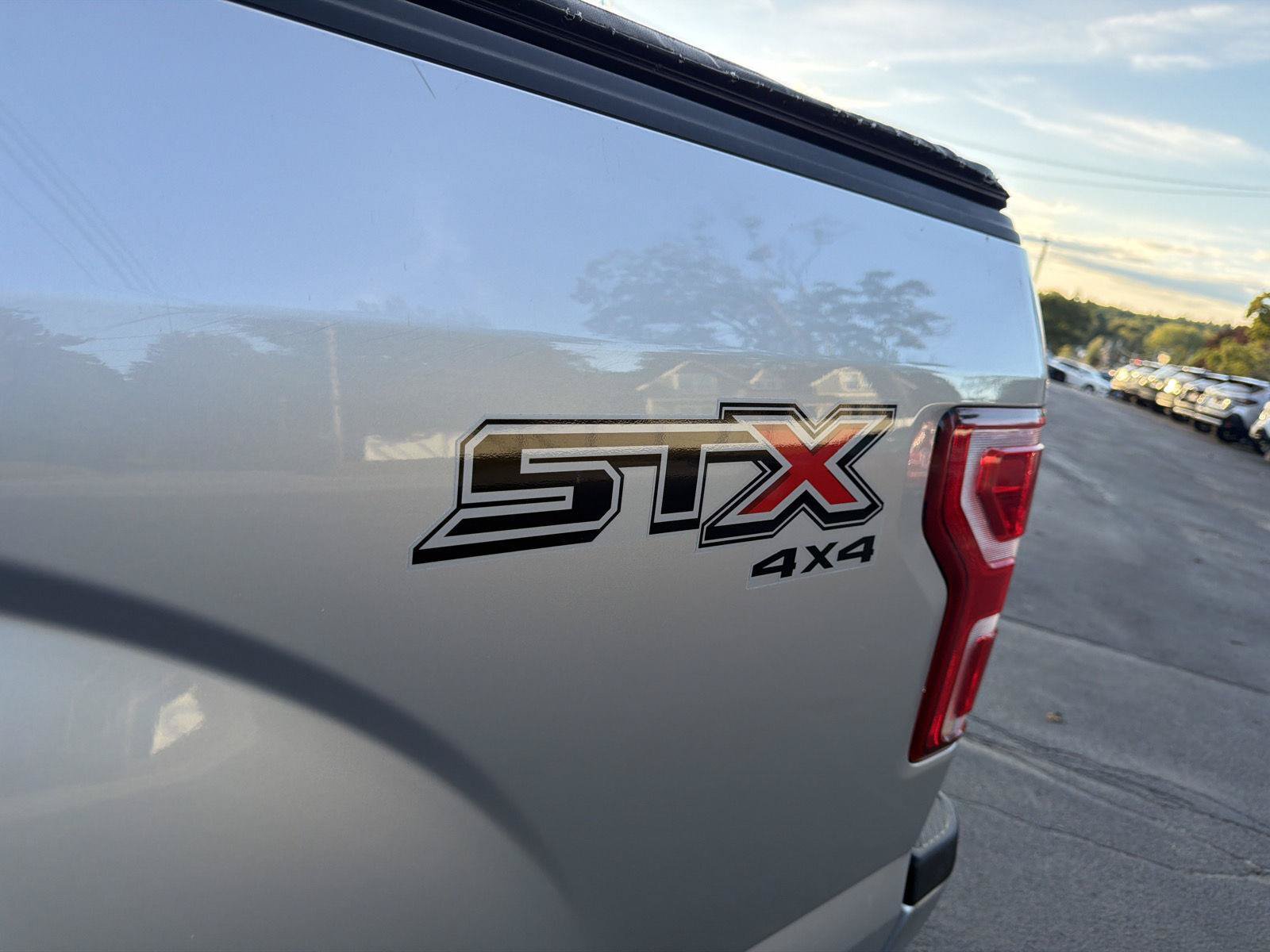 Used 2019 Ford F150 XL w/ Equipment Group 101A Mid AWD/4WD image 11