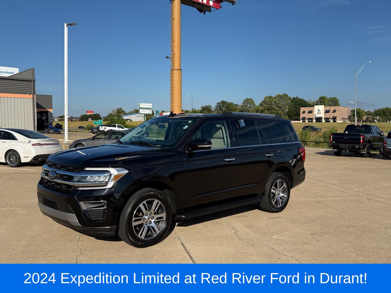 Used 2024 Ford Expedition Limited RWD image 1