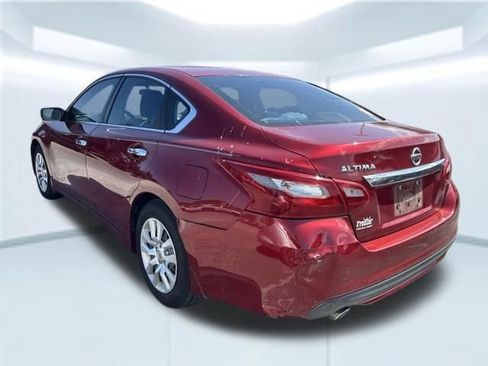 Used 2018 Nissan Altima 2.5 S w/ S Convenience Package FWD image 8