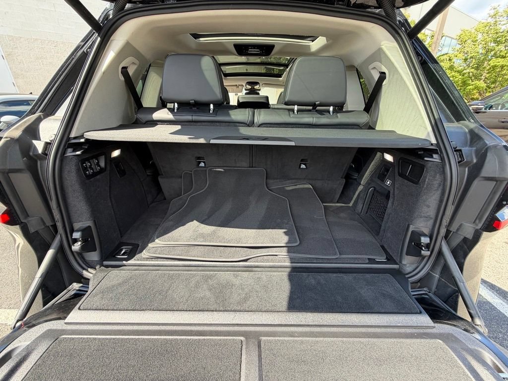 Used 2026 BMW X7 xDrive40i AWD/4WD image 33