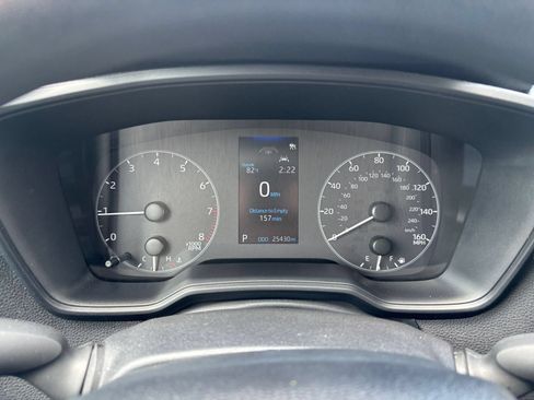 Used 2025 Toyota Corolla LE FWD image 38