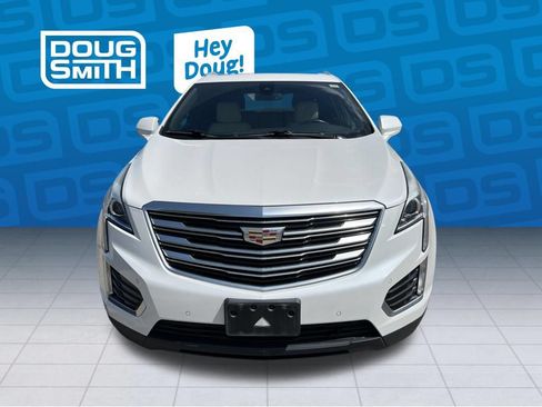 Used 2017 Cadillac XT5 Luxury w/ Driver Awareness Package FWD image 8