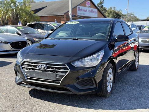 Used 2019 Hyundai Accent SE FWD image 3