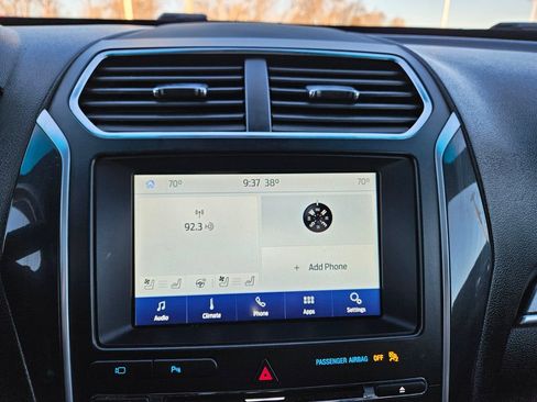 Used 2016 Ford Explorer Sport w/ Equipment Group 401A image 13