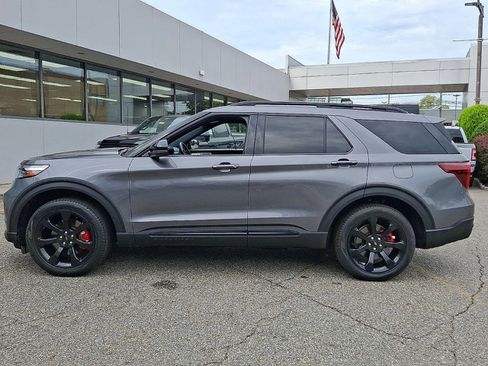 Certified 2023 Ford Explorer ST w/ Equipment Group 401A AWD/4WD image 5