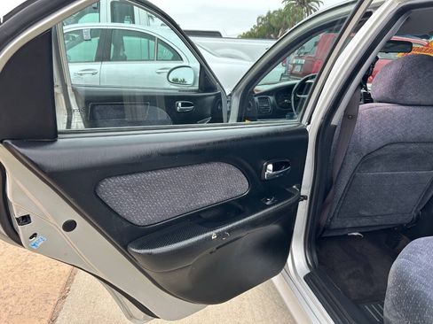 Used 2005 Hyundai Sonata GL FWD image 14