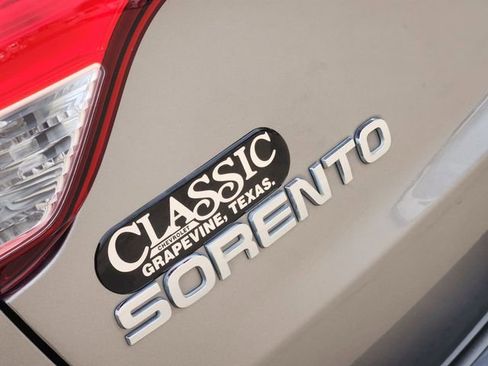 Used 2014 Kia Sorento LX FWD image 9