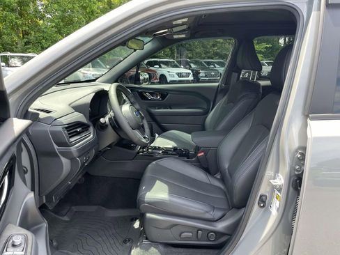 Used 2026 Subaru Forester Limited AWD/4WD image 16
