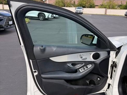 Used 2018 Mercedes-Benz C 300 Sedan image 6