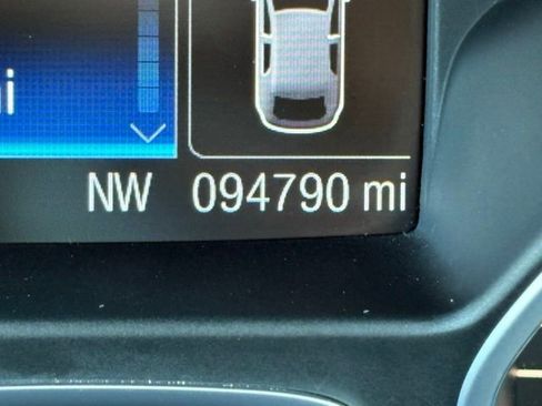 Used 2016 Ford Escape SE w/ Equipment Group 201A FWD image 16