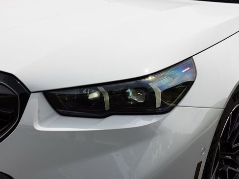 Used 2025 BMW M5 Touring w/ M Driver's Package AWD/4WD image 13