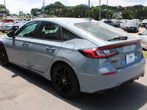 Used 2024 Honda Civic Sport image 4