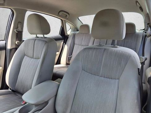 Used 2016 Nissan Sentra SV FWD image 12