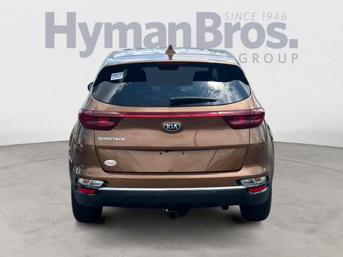Used 2021 Kia Sportage LX image 4