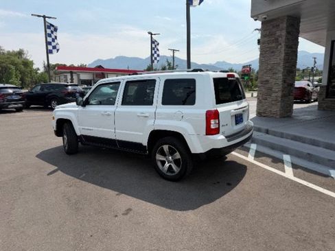 Used 2016 Jeep Patriot High Altitude AWD/4WD image 9