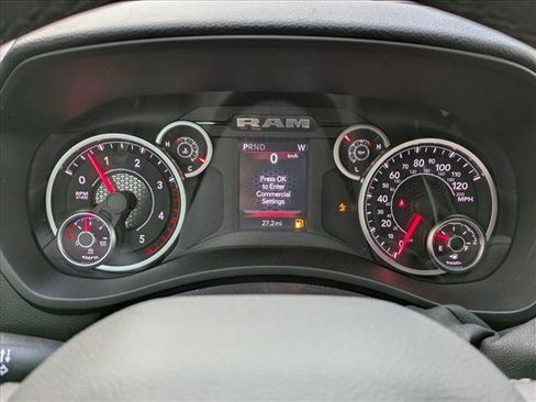 New 2026 RAM 2500 Big Horn AWD/4WD image 11