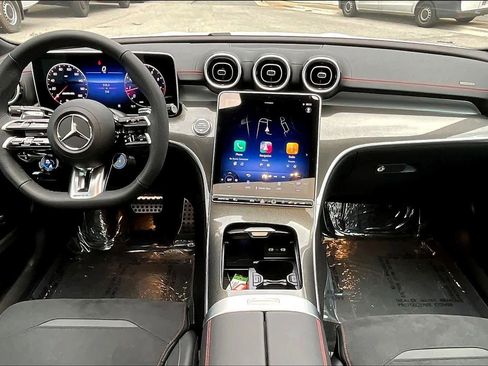 Used 2025 Mercedes-Benz C 43 AMG AMG C 43 image 17