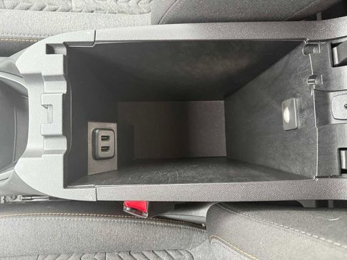 Used 2024 Chevrolet Equinox LT image 35