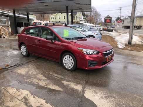 Used 2017 Subaru Impreza 2.0i image 3