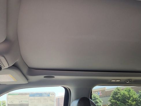 New 2025 Ford F250 Lariat w/ Lariat Ultimate Package image 13