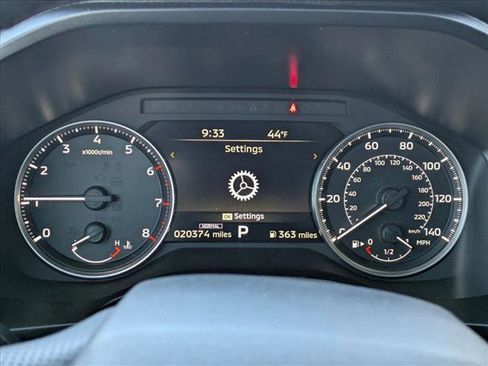 Used 2025 Mitsubishi Outlander SE image 11