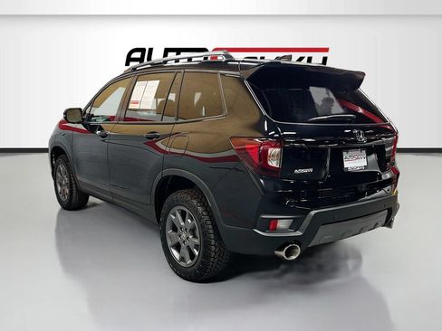Used 2025 Honda Passport TrailSport image 5