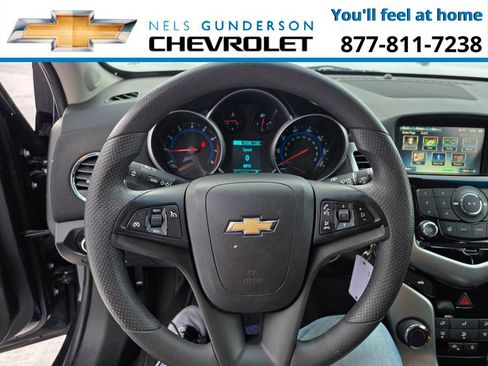 Used 2016 Chevrolet Cruze Eco image 18